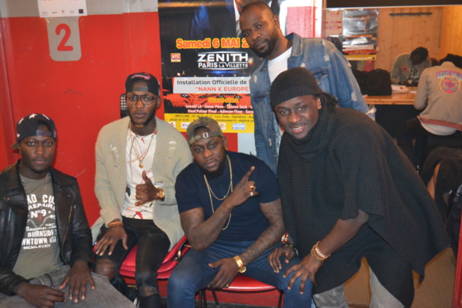 Dans les coulisses du Zenith de Paris avec Baba Maal. En images regardez. Dans les coulisses du Zenith de Paris avec Baba Maal. En images regardez.