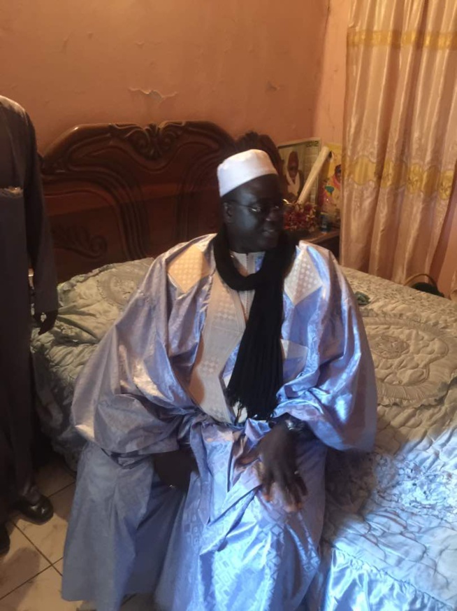 Serigne Abdou Lahat Gaindé Fatma, chargé de la com du grand Magal de Touba en compagnie de Serigne Abdourahmane de feu Serigne Kosso à Mbao.