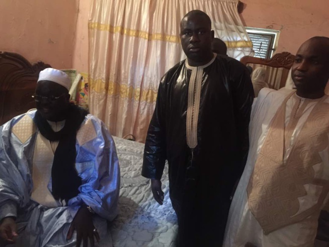 Serigne Abdou Lahat Gaindé Fatma, chargé de la com du grand Magal de Touba en compagnie de Serigne Abdourahmane de feu Serigne Kosso à Mbao. Serigne Abdou Lahat Gaindé Fatma, chargé de la com du grand Magal de Touba en compagnie de Serigne Abdourahmane de feu Serigne Kosso à Mbao.