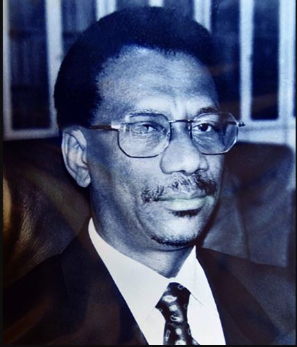 Macky Sall dépoussière Abdourahmane Sow (75 ans), ancien ministre d’Abdou Diouf