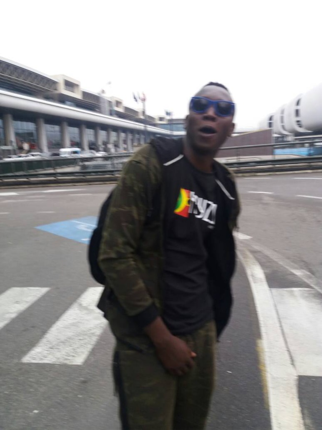 En images, l'arrivé des musiciens de la génération consciente de Pape Diouf pour le 20 mai au Dock Eiffel de Paris