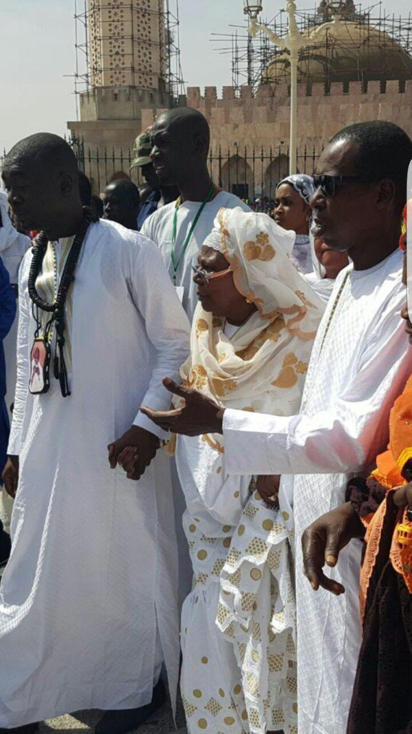 Le corps du défunt fils de Cheikh Amar, Serigne Saliou arrive ce soir à Dakar à bord du vol Air France.