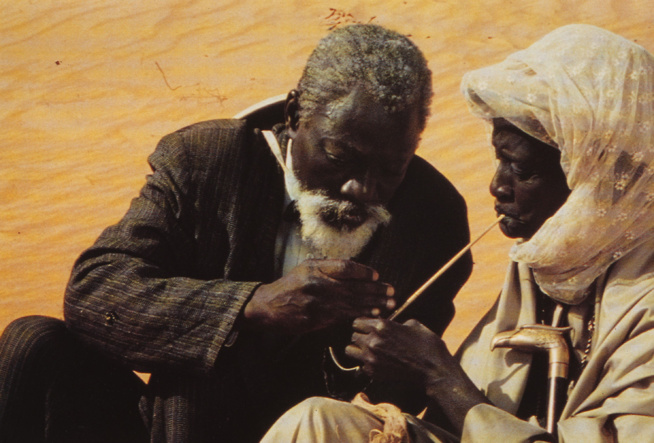 Festival de Cannes: Djibril Diop Mambety à la Quinzaine des Réalisateurs, Prix International de la Critique pour "Touki Bouki" (1973) Festival de Cannes: Djibril Diop Mambety à la Quinzaine des Réalisateurs, Prix International de la Critique pour "Touki Bouki" (1973)
