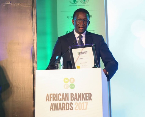 Photos-African Banker Awards: Le Ministre de l'Economie et des Finances, Amadou Ba a reçu une distinction en marge de la 52e Assemblée annuelle de la BAD