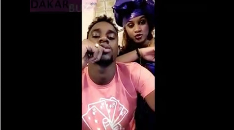 La ravissante Madame Mbengue, Bintou Seck petite sœur adorée de son grand frère Waly. La ravissante Madame Mbengue, Bintou Seck petite sœur adorée de son grand frère Waly.
