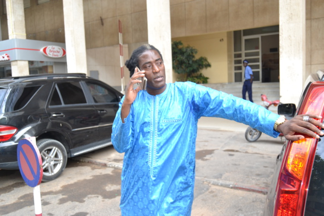 Mame Goor Diazaka : "Je soutiens le Président Macky Sall et je l’assume" Mame Goor Diazaka : "Je soutiens le Président Macky Sall et je l’assume"