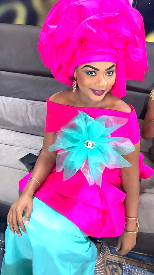 Les coulisses de QG ,Miss Hig Tech Merry Beye signe son premier plateau dans QG Les coulisses de QG ,Miss Hig Tech Merry Beye signe son premier plateau dans QG