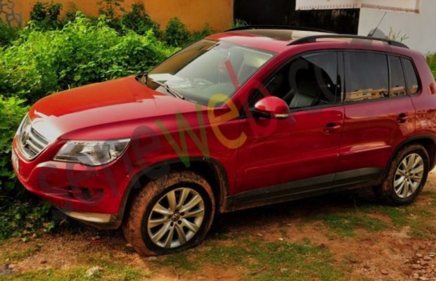 MARISTES – Les deux filles S. Mbaye et F. K. Camara volent La voiture de leur cliente MARISTES – Les deux filles S. Mbaye et F. K. Camara volent La voiture de leur cliente
