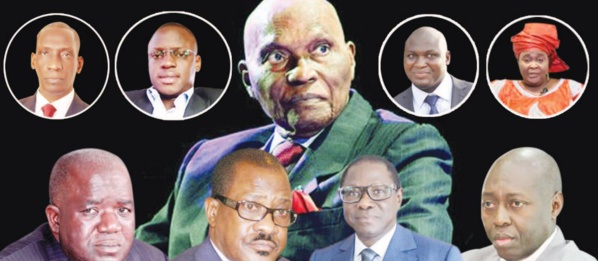 Wattu Senegaal : Wade accompagné de Woré Sarr (2e), Pape Diop (3e), Mamadou Lamine Diallo (5e), Diop ‘’Decroix’’ (7e), Madické Niang (9e) Wattu Senegaal : Wade accompagné de Woré Sarr (2e), Pape Diop (3e), Mamadou Lamine Diallo (5e), Diop ‘’Decroix’’ (7e), Madické Niang (9e)
