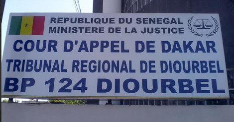 Diourbel : 2 ans ferme requis contre trois agents municipaux pour faux sur des actes d’Etat-civil Diourbel : 2 ans ferme requis contre trois agents municipaux pour faux sur des actes d’Etat-civil