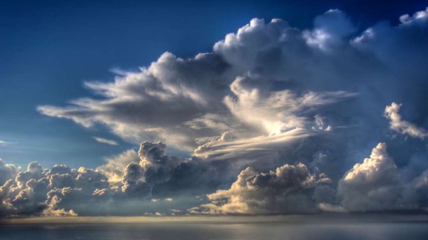 Des amas nuageux qui occasionneront des pluies prévus cette soirée... Des amas nuageux qui occasionneront des pluies prévus cette soirée...
