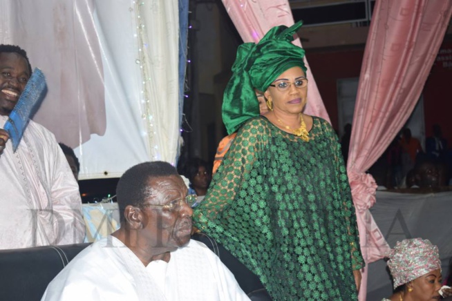 Spécial Ndogou de Cheikh Bethio chez son épouse Sokhna Adja Saliou Spécial Ndogou de Cheikh Bethio chez son épouse Sokhna Adja Saliou