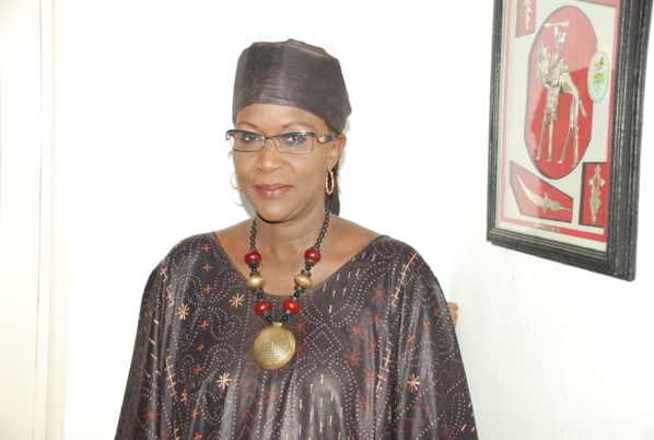 Plagiat : Amsatou Sow Sidibé griffe Cheikh Tidiane Gadio devant le Conseil constitutionnel Plagiat : Amsatou Sow Sidibé griffe Cheikh Tidiane Gadio devant le Conseil constitutionnel