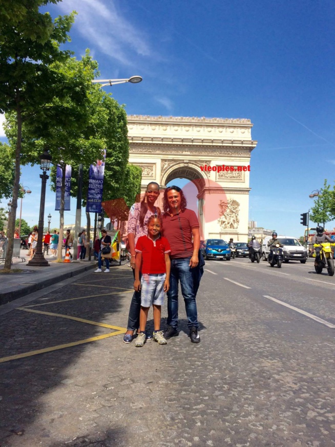 Madame cuisine, Alphie Ba dans "YEWULEN" sur la TFM en vacance à Paris.