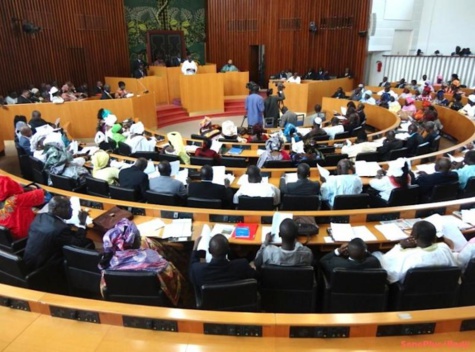 Assemblée nationale: Les députés adoptent deux projets de loi relatifs à l’organisation judiciaire et à la création, l'organisation et le fonctionnement des tribunaux de Commerce Assemblée nationale: Les députés adoptent deux projets de loi relatifs à l’organisation judiciaire et à la création, l'organisation et le fonctionnement des tribunaux de Commerce