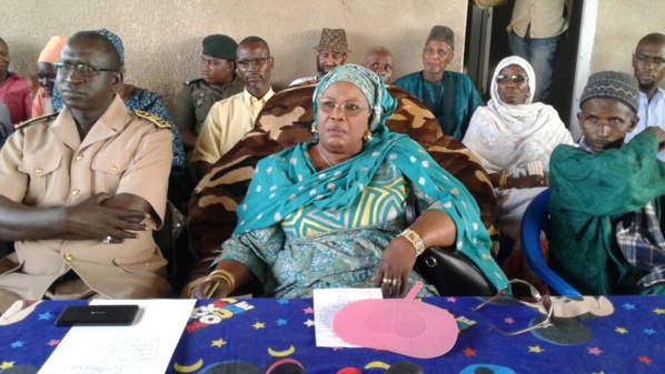 Erection du mur de clôture du Ranch de Dolly : la ministre Aminata Mbengue Ndiaye, satisfaite des 120 km déjà construits Erection du mur de clôture du Ranch de Dolly : la ministre Aminata Mbengue Ndiaye, satisfaite des 120 km déjà construits