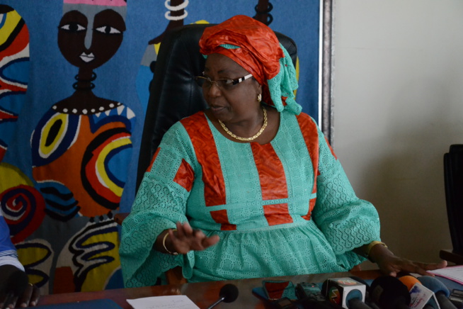 La Couverture maladie universelle en chiffres: 2 millions 300 bénéficiaires, 675 mutuelles de santé, plus dix milliards de dépenses La Couverture maladie universelle en chiffres: 2 millions 300 bénéficiaires, 675 mutuelles de santé, plus dix milliards de dépenses