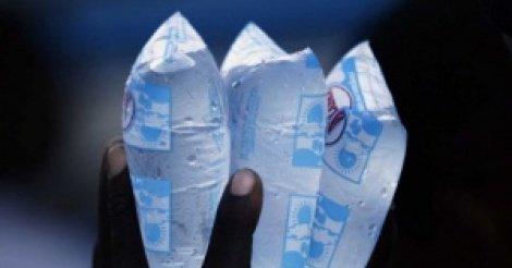 "Belle goutte", Une fabrique clandestine d'eau démantelée à Mbour "Belle goutte", Une fabrique clandestine d'eau démantelée à Mbour