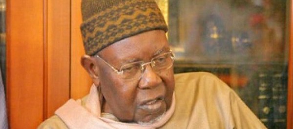 Serigne Moustapha Cissé inhumé vers 19h à Pire, la prière mortuaire dirigée par Al Amine Serigne Moustapha Cissé inhumé vers 19h à Pire, la prière mortuaire dirigée par Al Amine