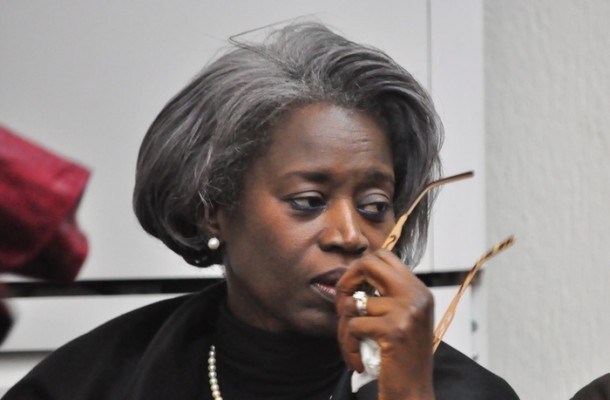 "Le ndeuwlen" de l'ex DG de l'APIX Aminata Niane: Son mari vient d'épouser une seconde femme. "Le ndeuwlen" de l'ex DG de l'APIX Aminata Niane: Son mari vient d'épouser une seconde femme.