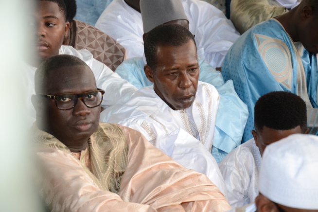 La priére de la Korité 2017 à Massilikoul djinn. Les temps forts . La priére de la Korité 2017 à Massilikoul djinn. Les temps forts .