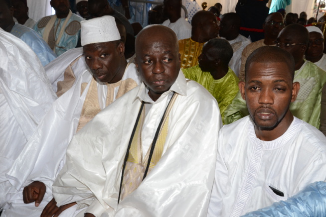 La priére de la Korité 2017 à Massilikoul djinn. Les temps forts . La priére de la Korité 2017 à Massilikoul djinn. Les temps forts .