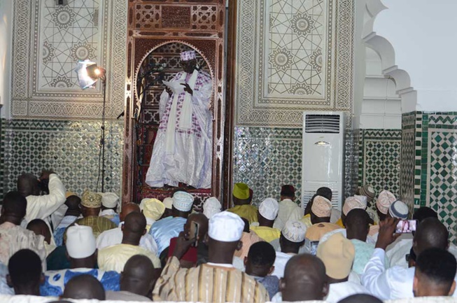 En images la prière de la Korité 2017 ce lundi 26 à la grande mosquée de Dakar.