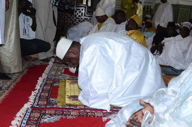 En images la prière de la Korité 2017 ce lundi 26 à la grande mosquée de Dakar. En images la prière de la Korité 2017 ce lundi 26 à la grande mosquée de Dakar.