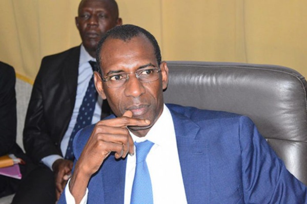 Drame à Oudalaye: Abdoualye D. Diallo invite à quitter "les bâtiments qui menacent ruine" Drame à Oudalaye: Abdoualye D. Diallo invite à quitter "les bâtiments qui menacent ruine"