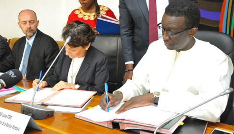 Signature d’accords de financement d’un montant cumulé de 300 milliards de FCfa Signature d’accords de financement d’un montant cumulé de 300 milliards de FCfa