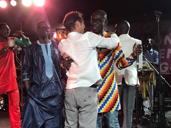 En images du concert de Pape Diouf à Prato en Italie ce samedi. Regardez En images du concert de Pape Diouf à Prato en Italie ce samedi. Regardez