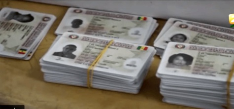 Tivaouane : 135 000 cartes d’électeurs en souffrance dans les commissions administratives (Préfet) Tivaouane : 135 000 cartes d’électeurs en souffrance dans les commissions administratives (Préfet)