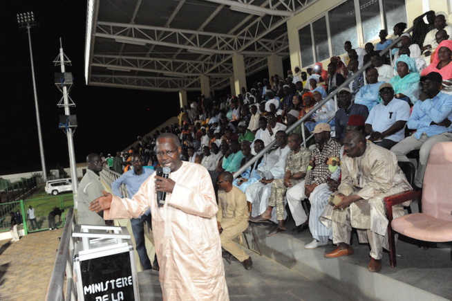 Accueilli en "messie" à Matam: Mahammed Boun Abdallah Dionne annonce du budget de 9,2 milliards pour lutter contre les inondations Accueilli en "messie" à Matam: Mahammed Boun Abdallah Dionne annonce du budget de 9,2 milliards pour lutter contre les inondations