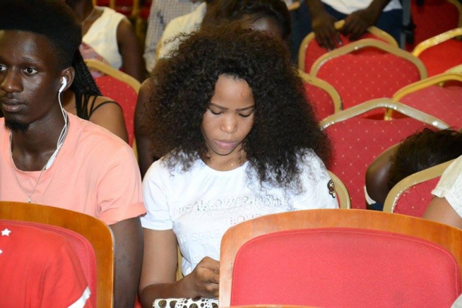 JOUR J- 02: TOOFAN face à la presse Sénégalaise pour le concert du 15 juillet à l'Esplanade du grand theatre. JOUR J- 02: TOOFAN face à la presse Sénégalaise pour le concert du 15 juillet à l'Esplanade du grand theatre.