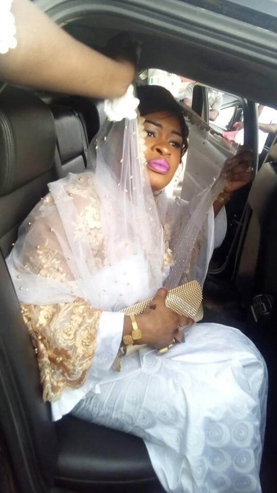 Les images du mariage de Mame Sokhna Diop , petite fille de Grand serigne de Dakar Massamba Koki Diop Les images du mariage de Mame Sokhna Diop , petite fille de Grand serigne de Dakar Massamba Koki Diop