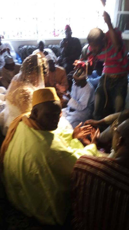 Les images du mariage de Mame Sokhna Diop , petite fille de Grand serigne de Dakar Massamba Koki Diop Les images du mariage de Mame Sokhna Diop , petite fille de Grand serigne de Dakar Massamba Koki Diop