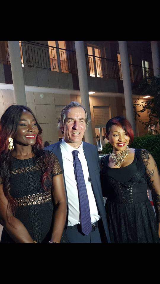 Viviane Chdid à l'honneur pour fêter l'indépendance de la France ce 14 Juillet à l'ambassade de la France à Dakar Viviane Chdid à l'honneur pour fêter l'indépendance de la France ce 14 Juillet à l'ambassade de la France à Dakar