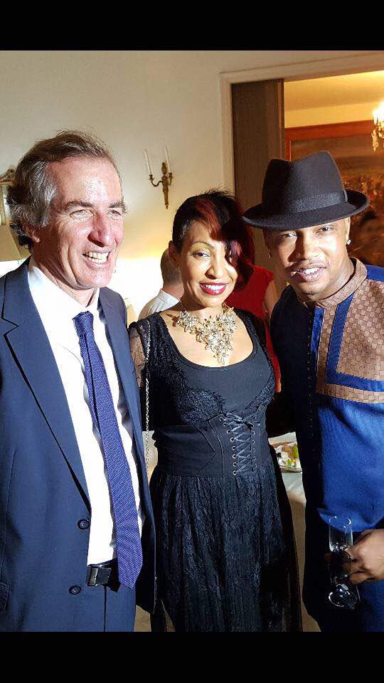 Viviane Chdid à l'honneur pour fêter l'indépendance de la France ce 14 Juillet à l'ambassade de la France à Dakar Viviane Chdid à l'honneur pour fêter l'indépendance de la France ce 14 Juillet à l'ambassade de la France à Dakar