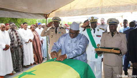 Cheikh Seydi Ababacar Mbengue élevé au rang de chevalier de l’Ordre national du Lion Cheikh Seydi Ababacar Mbengue élevé au rang de chevalier de l’Ordre national du Lion
