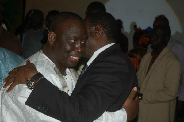Implication du Président Macky Sall dans la campagne: Le maire Moustapha Mbengue recadre son collègue de la ville de Guédiawaye, Aliou Sall Implication du Président Macky Sall dans la campagne: Le maire Moustapha Mbengue recadre son collègue de la ville de Guédiawaye, Aliou Sall