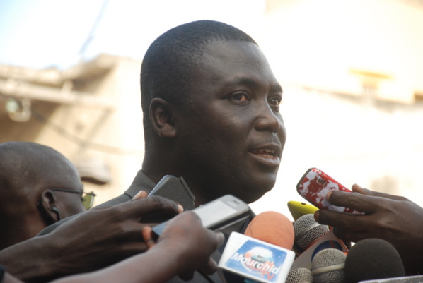 Bamba Fall à la commune de Biscuiterie: «Pour les maires Taxawu Dakar qui ont trahi, qui ont préféré l’argent à l’honneur, c’est leur problème» Bamba Fall à la commune de Biscuiterie: «Pour les maires Taxawu Dakar qui ont trahi, qui ont préféré l’argent à l’honneur, c’est leur problème»
