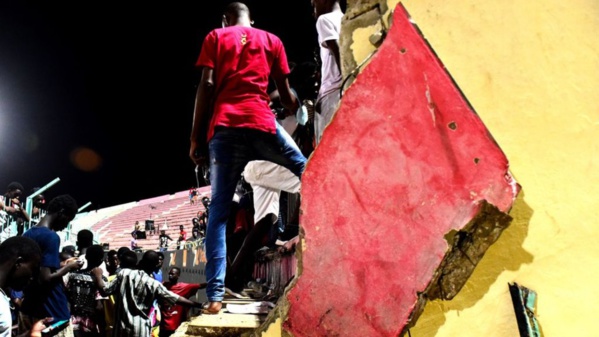 Drame au stade Demba Diop: la Sûreté urbaine recueille des témoignages Drame au stade Demba Diop: la Sûreté urbaine recueille des témoignages