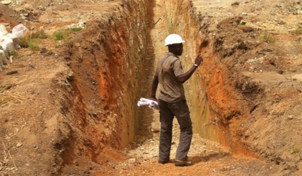 Exclusif-Sénégal: Coris Bank injecte 12 millions de dollars dans la mine d’or Makabingui, pari risqué