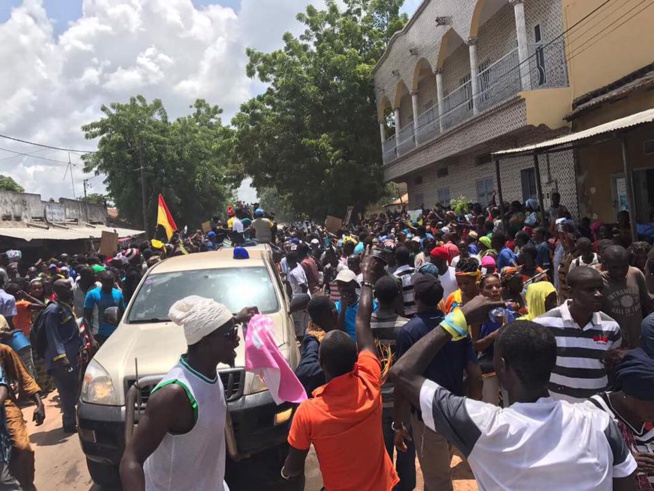 Arrivée de Me Abdoulaye Wade à Kolda (images)