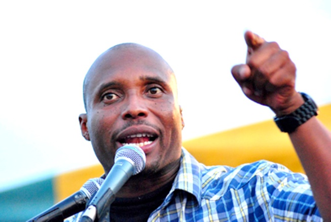 Affaire des jeunes interpellés avec 1000 cartes biométriques : Barthélemy Dias parle d’une tentative de fraude électorale Affaire des jeunes interpellés avec 1000 cartes biométriques : Barthélemy Dias parle d’une tentative de fraude électorale