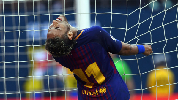 Financièrement, le PSG va devoir trouver des solutions pour faire venir Neymar Financièrement, le PSG va devoir trouver des solutions pour faire venir Neymar