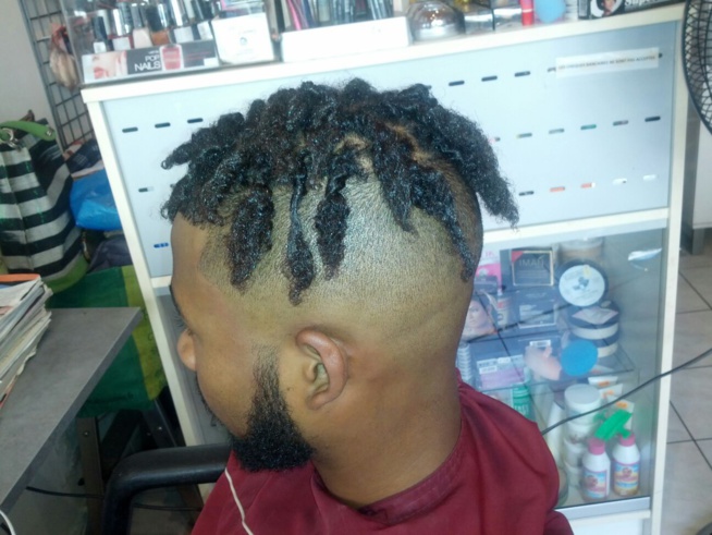 TENDENCES ÉTÉ 2017: FAMA TRESSE SALON AFFRO ANTILLAIS À PALAISEAU VOUS OUVRE SES PORTES. TENDENCES ÉTÉ 2017: FAMA TRESSE SALON AFFRO ANTILLAIS À PALAISEAU VOUS OUVRE SES PORTES.