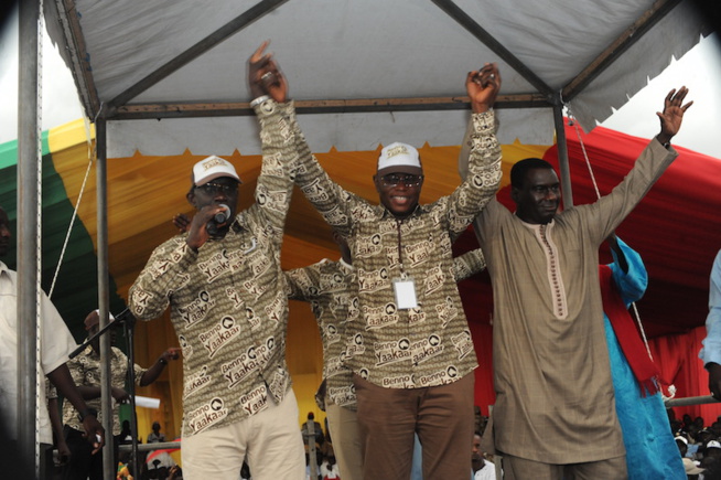 Fatick : Dionne réconcilie Mbagnick Nidaye, Matar Bâ et Cheikh Kanté Fatick : Dionne réconcilie Mbagnick Nidaye, Matar Bâ et Cheikh Kanté