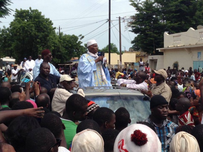 Wade défie et menace Macky: "Le monde entier a les yeux rivés sur le Sénégal et nous allons marcher demain devant le ministre de l'Intérieur " Wade défie et menace Macky: "Le monde entier a les yeux rivés sur le Sénégal et nous allons marcher demain devant le ministre de l'Intérieur "