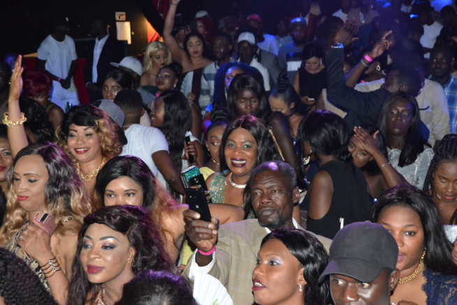 EUROPEAN TOUR: Viviane Chedid explose Stockholm avec DJ FRA Promotion et More Music EUROPEAN TOUR: Viviane Chedid explose Stockholm avec DJ FRA Promotion et More Music